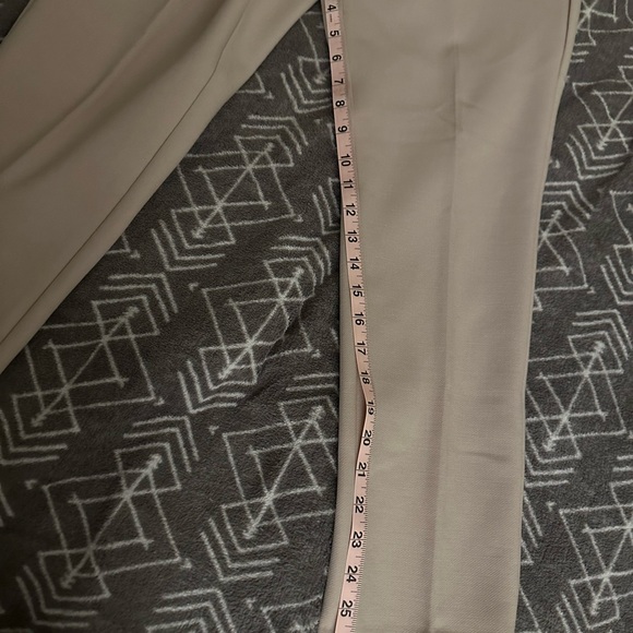 NWT Loft dress pants-perfect all seasons - Picture 7 of 8